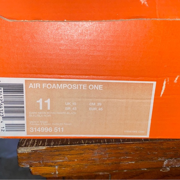 Nike Foamposite one “Penny Hardaway” retro OG colorway. VNDS worn 2-3 times.